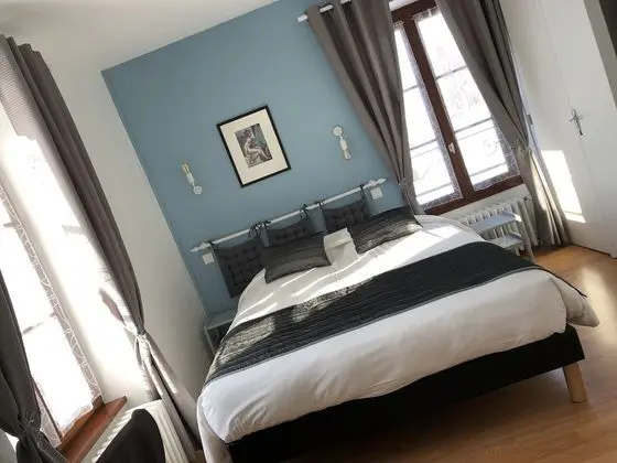 Standard Tek Büyük Yataklı Oda