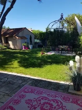 Comfort Tek Büyük Yataklı Oda, Bahçe Manzaralı