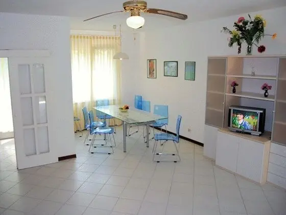 Comfort Villa, 2 Yatak Odası, 2 Banyolu (royC)