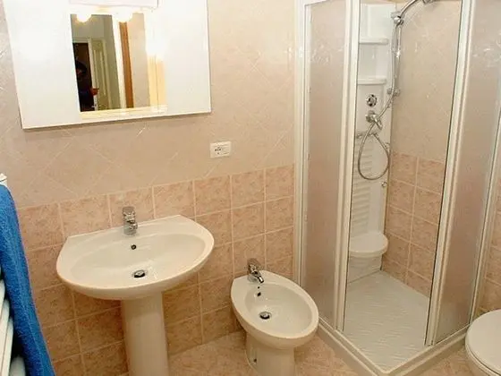 Comfort Villa, 2 Yatak Odası, 2 Banyolu (royC)