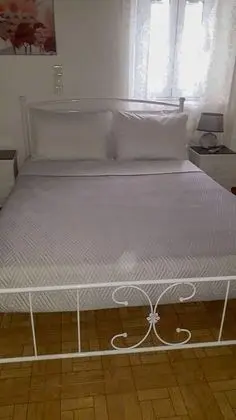 Ev