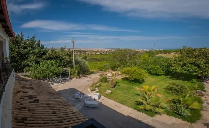 Tek Büyük Yataklı Oda, Bahçe Manzaralı