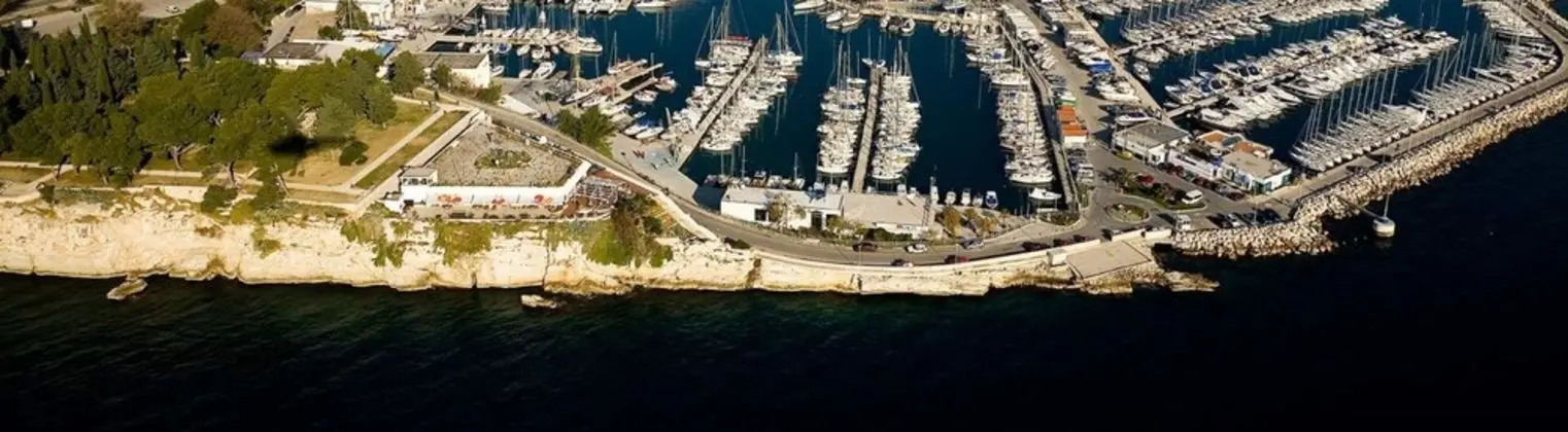 Apart Daire, 1 Büyük (Queen) Boy Yatak ve Çekyat