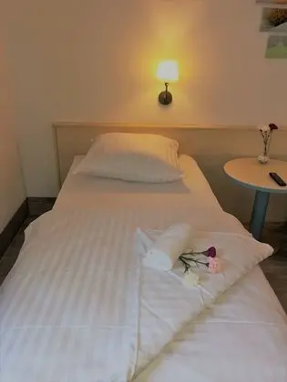 Tek Kişilik Oda, Sigara İçilmez