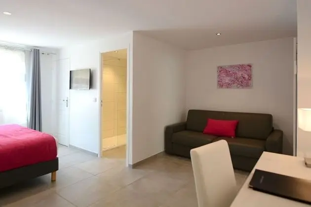 Basic Oda, Dağ Yamacı