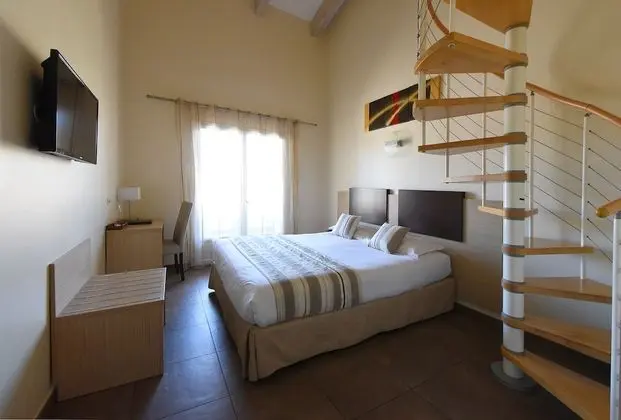 Family Dört Kişilik Oda