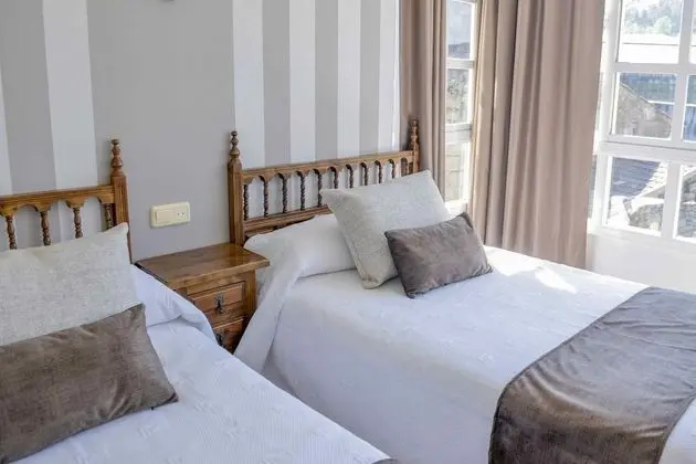 Tek Büyük veya İki Ayrı Yataklı Oda