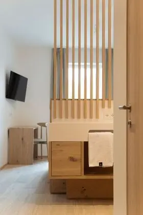 Basic Tek Büyük Yataklı Oda, 1 Büyük (Queen) Boy Yatak