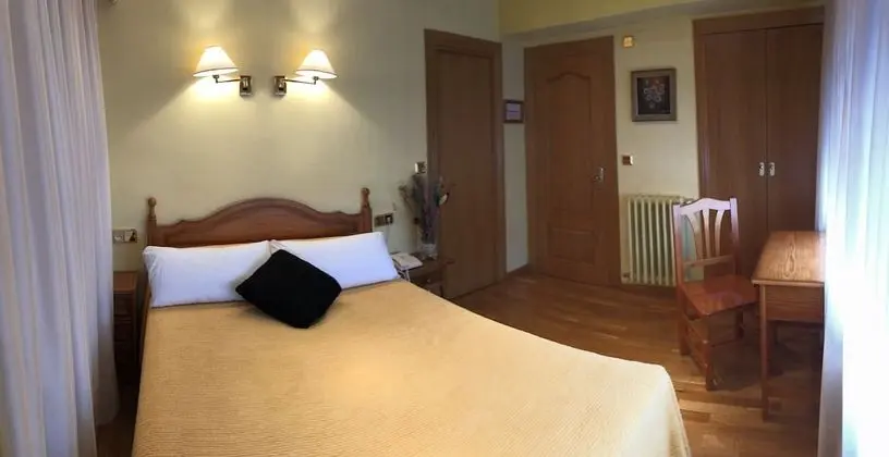 Tek Büyük veya İki Ayrı Yataklı Oda
