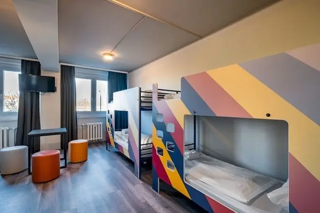 Ortak Ranzalı Oda (1 bed in a shared dorm for 6 people)