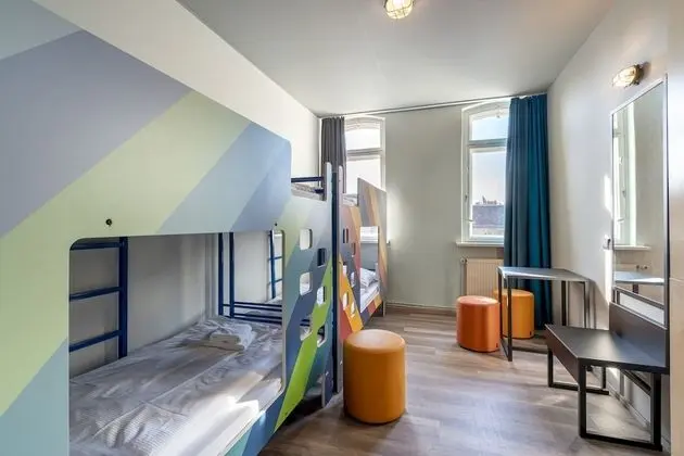 Ortak Ranzalı Oda (1 bed in a shared dorm for 6 people)