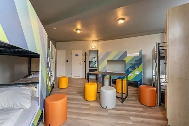 Ortak Ranzalı Oda (1 bed in a shared Dorm for 6 people)