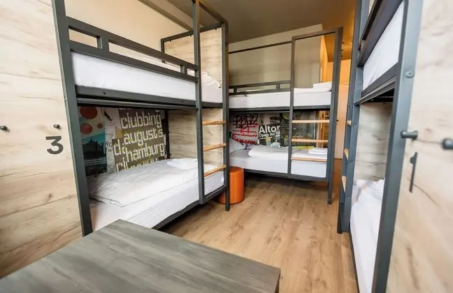 Ortak Ranzalı Oda (1 bed in a shared Dorm for 6 people)