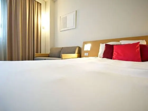 Superior Oda, 1 En Büyük (King) Boy Yatak ve Çekyat