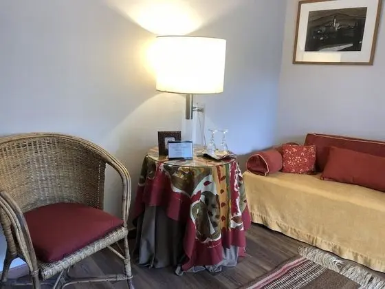 Tek Büyük veya İki Ayrı Yataklı Oda, Bahçe Manzaralı