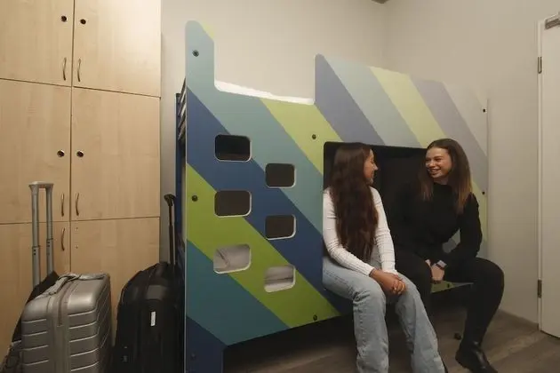 Ortak Ranzalı Oda, Karma Ranzalı Oda (Bed in 6 Bed Dorm, Linen Not Included)