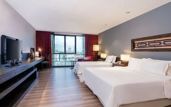 Executive Deluxe Room Twin Bed