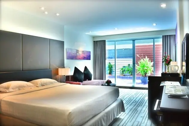 Boutique Deluxe Aqua View Double Bed