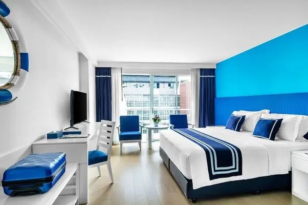 Deluxe Tek Büyük Yataklı Oda