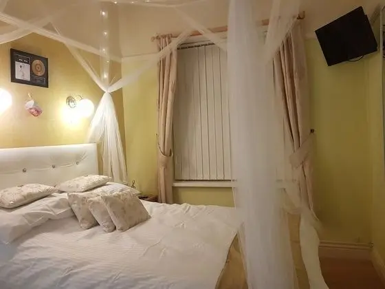 Comfort Tek Büyük Yataklı Oda, Özel Banyo
