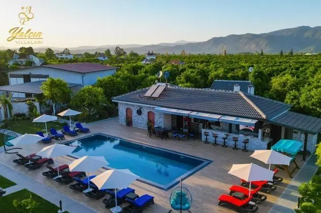 Villa, Bahçe Manzaralı