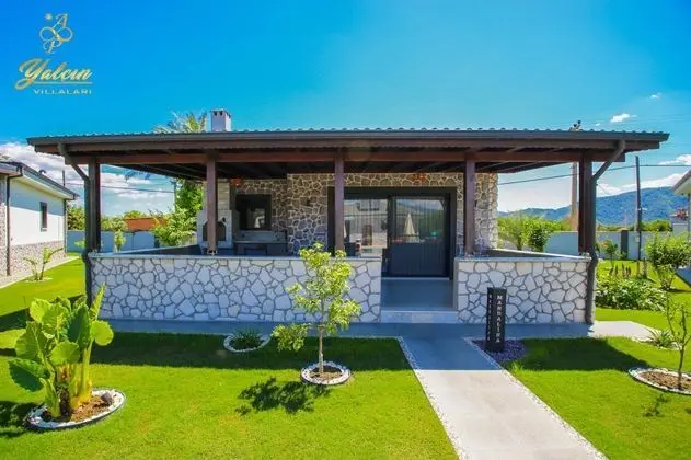 Villa, Bahçe Manzaralı