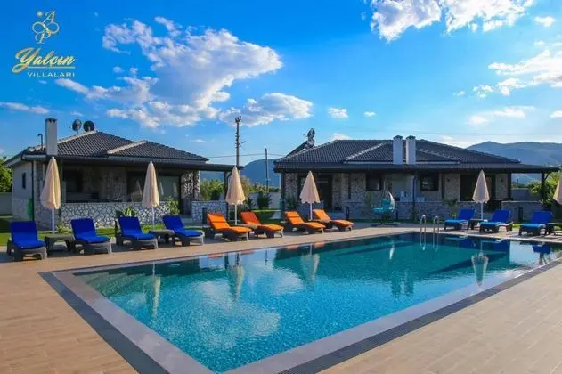 Villa, Bahçe Manzaralı