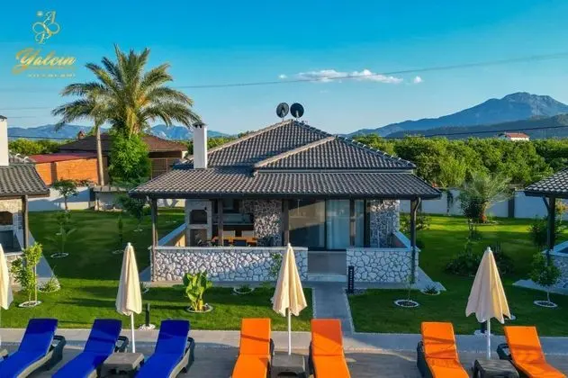 Villa, Bahçe Manzaralı