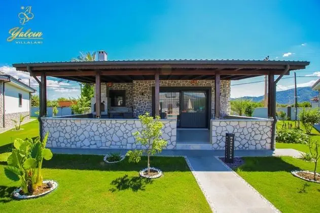 Villa, Bahçe Manzaralı