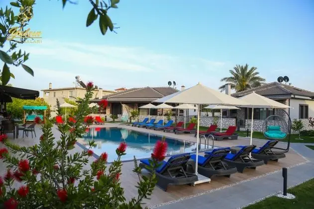 Villa, Bahçe Manzaralı