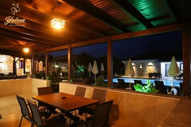Villa, Bahçe Manzaralı