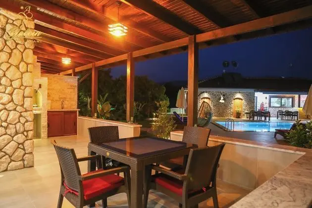 Deluxe Villa