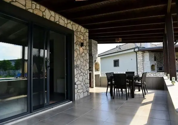 Premium Villa