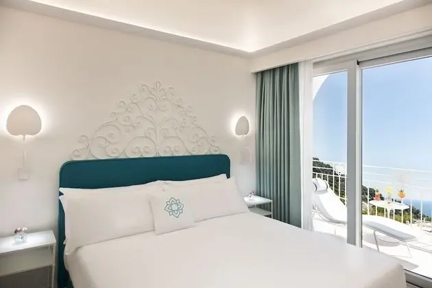 Sea View Capri Suite