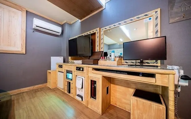 Oda (Standard Room B(Netflix Parking avila)