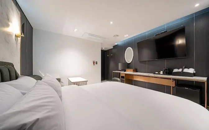 Oda (Standard Room B(Netflix Parking avila)