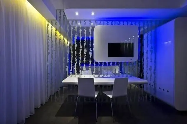 Comfort Tek Büyük veya İki Ayrı Yataklı Oda