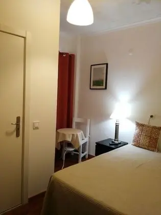 Üç Kişilik Oda