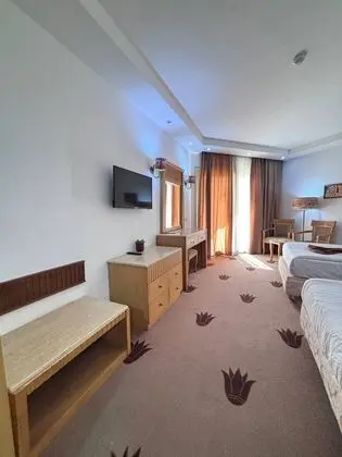 Deluxe Üç Kişilik Oda