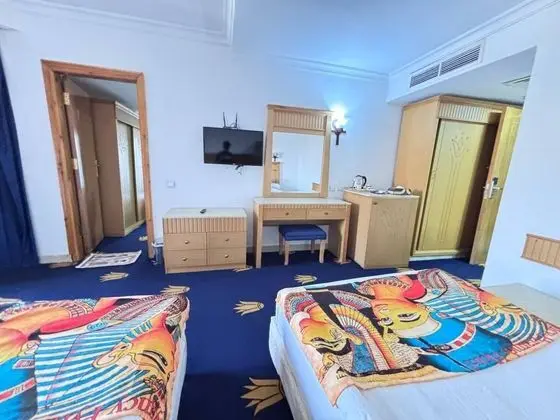 Deluxe Üç Kişilik Oda