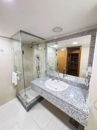 Panoramic Tek Büyük veya İki Ayrı Yataklı Oda