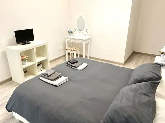 Tek Büyük Yataklı Oda, Ortak Banyo
