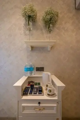City Tek Büyük Yataklı Oda