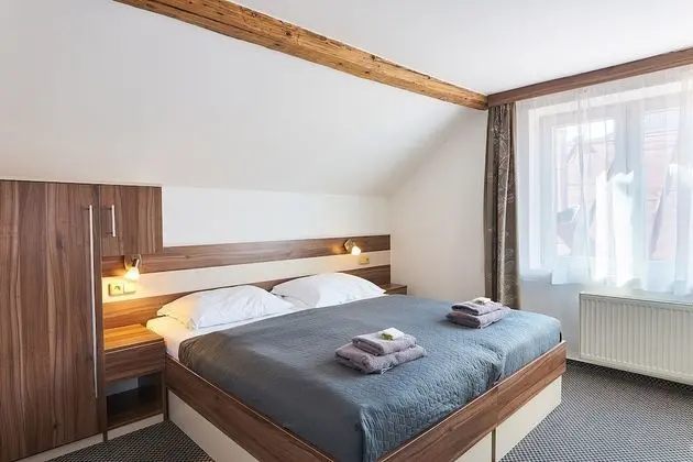 Tek Büyük Yataklı Oda