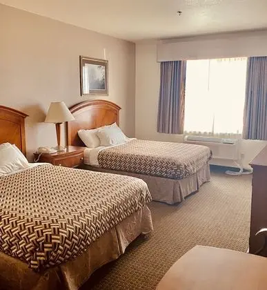 Oda, 2 Büyük (Queen) Boy Yatak, Sigara İçilmez