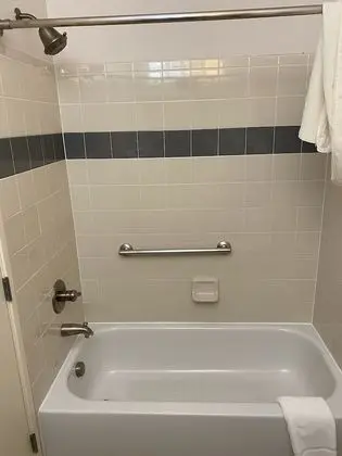 Oda, 2 Büyük (Queen) Boy Yatak, Sigara İçilmez