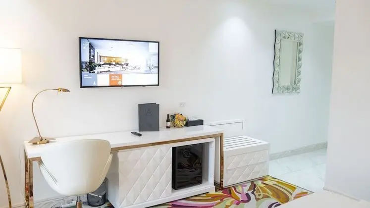 Tek Büyük Yataklı Oda