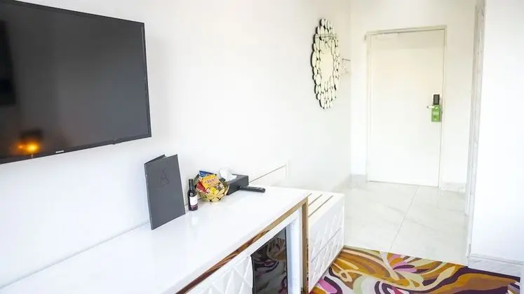 Tek Büyük Yataklı Oda, Teras