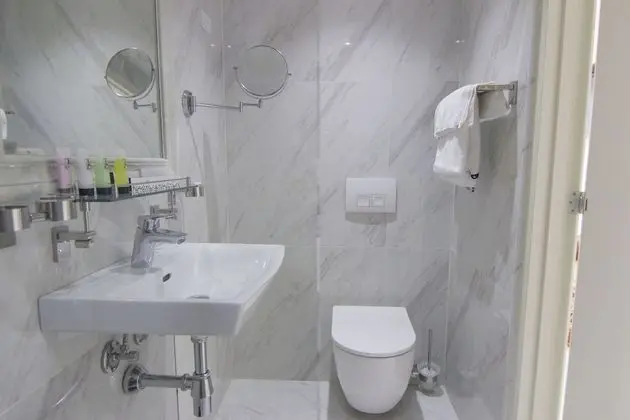 Tek Büyük Yataklı Oda, Teras