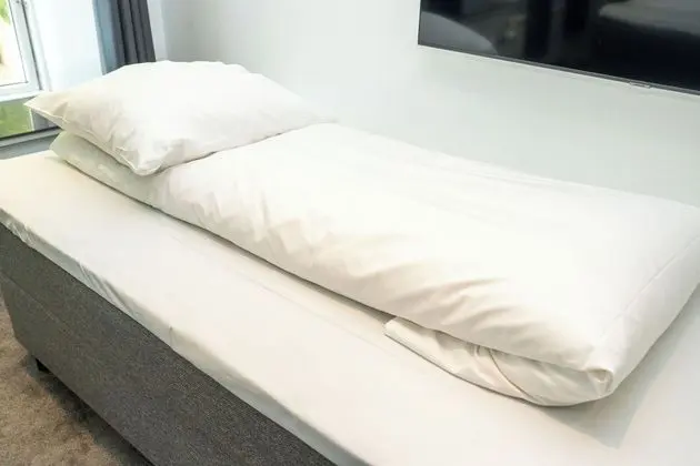 Üç Kişilik Oda